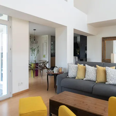 Spacious Just Outside Paris * Pantin
